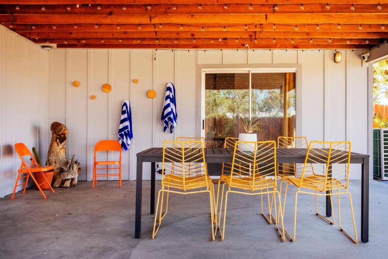 ジョシュア・ツリー Made In The Shade - Central, Hot Tub, Ac, Sleeps 8ヴィラ エクステリア 写真